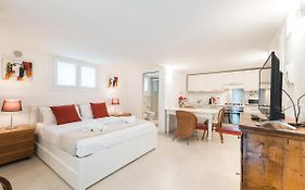 Sweet Studio In Giardino